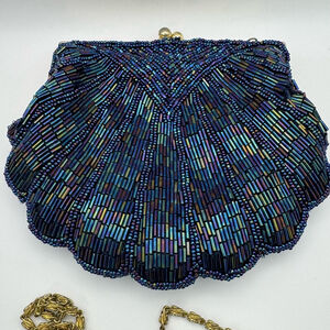 Vintage La Regale Iconic
Fully Beaded Clutch Small Blue Multi-color Metallic
